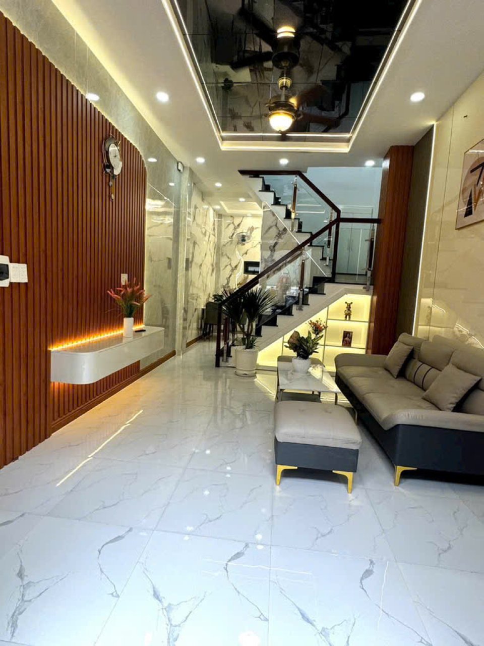 Nhà mới 2 tầng 32m2, Vuông – Phan Huy Ích QV - Ảnh 1